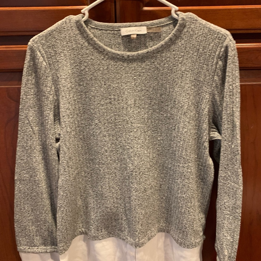 CALVIN KLEIN SWEATER